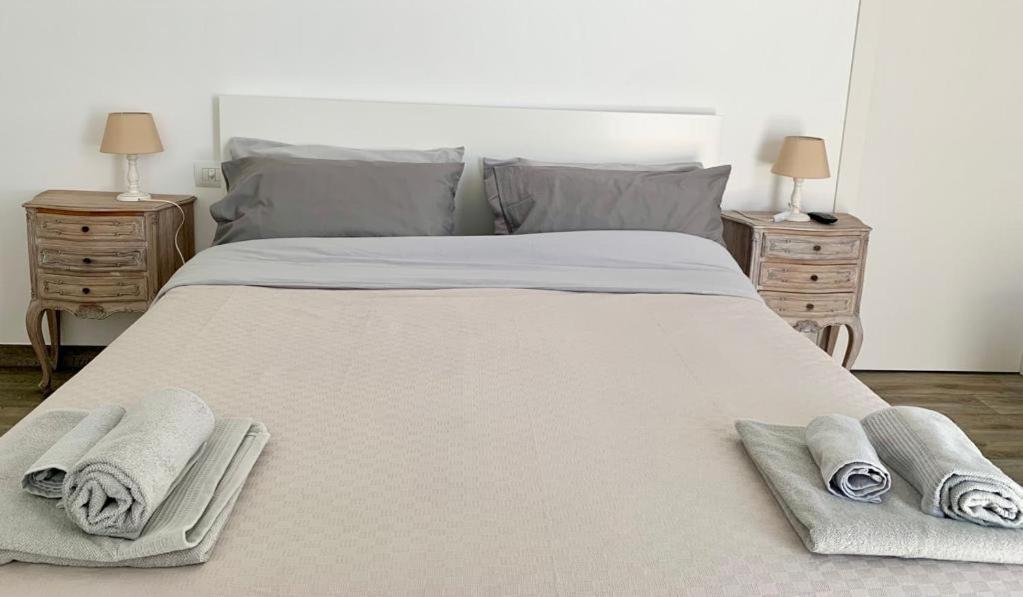 Appartamento Con Terrazza In Zona Navigli - Tortona Milaan Buitenkant foto
